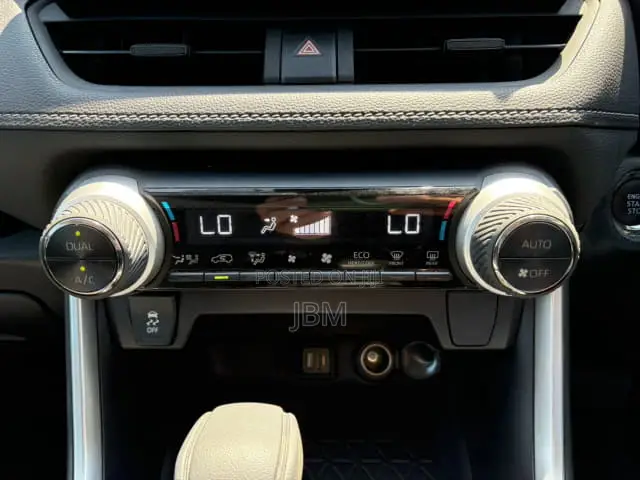 Toyota RAV4 Adventure 2019 Black