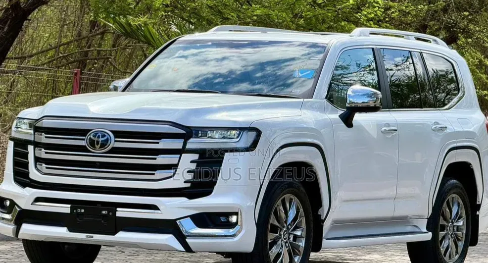 New Toyota Land Cruiser 2025 Gray