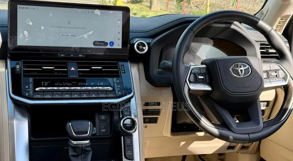 New Toyota Land Cruiser 2025 Gray