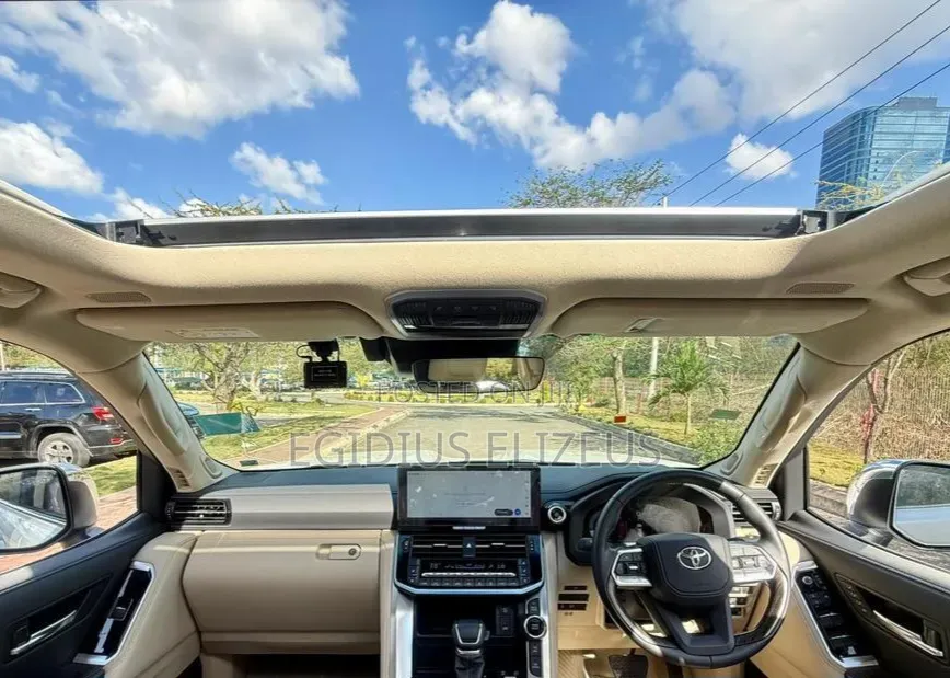 New Toyota Land Cruiser 2025 Gray