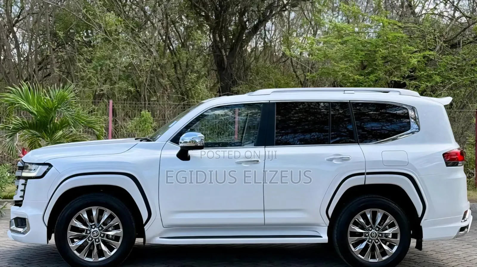 New Toyota Land Cruiser 2025 Gray
