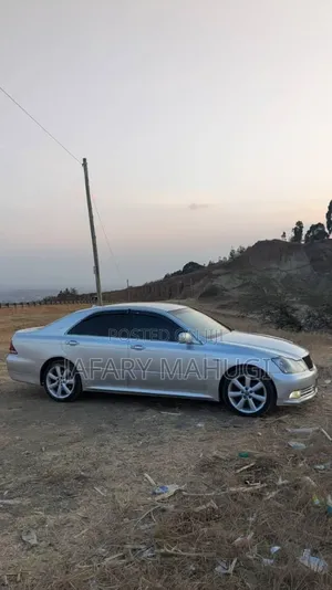Toyota Crown 2009 Silver