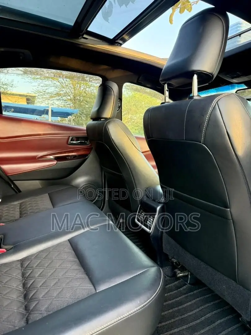 Toyota Harrier 2.0 2015 White