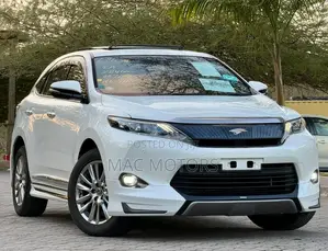 Toyota Harrier 2.0 2015 White