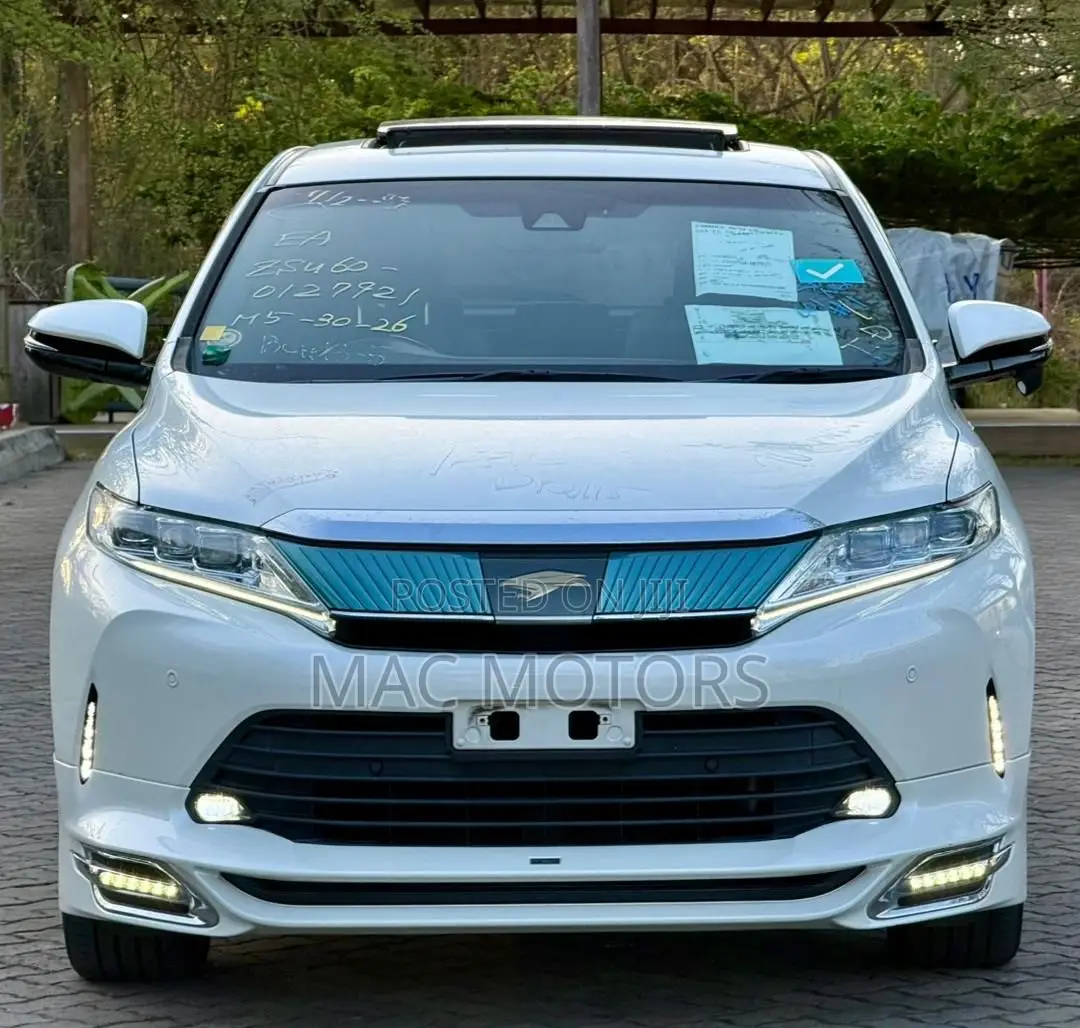 Toyota Harrier 2.0 2017 White