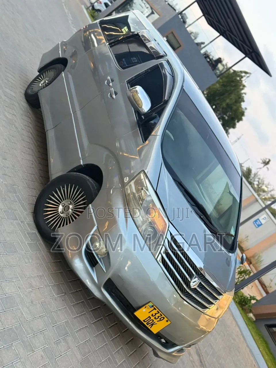 Toyota Alphard 2004 Silver
