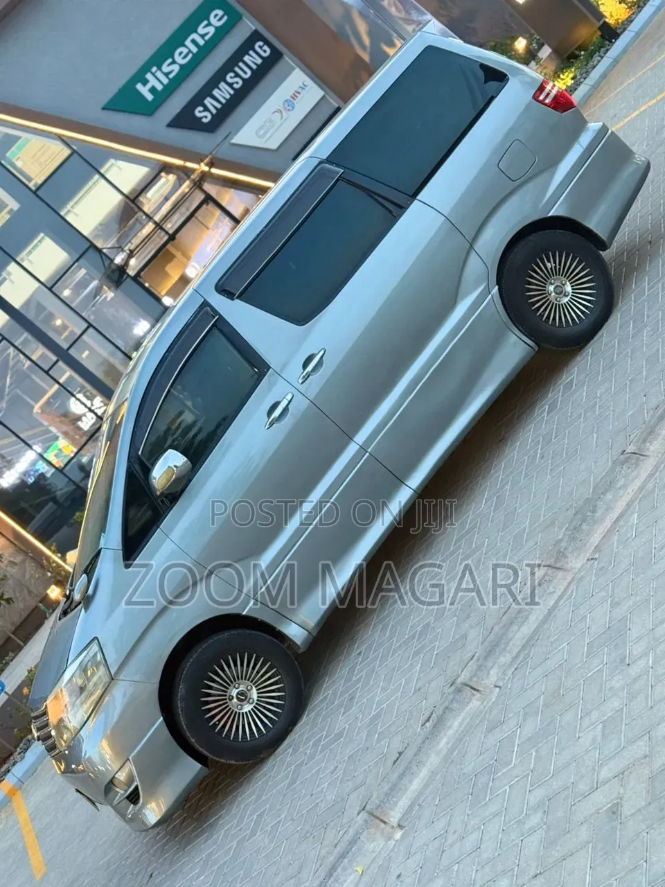 Toyota Alphard 2004 Silver