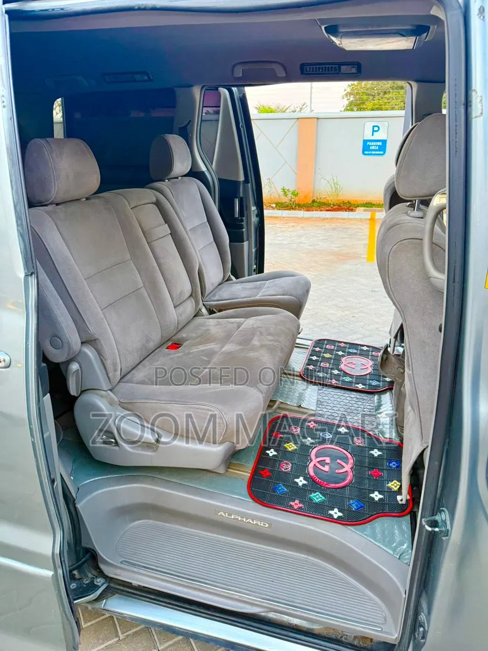 Toyota Alphard 2004 Silver