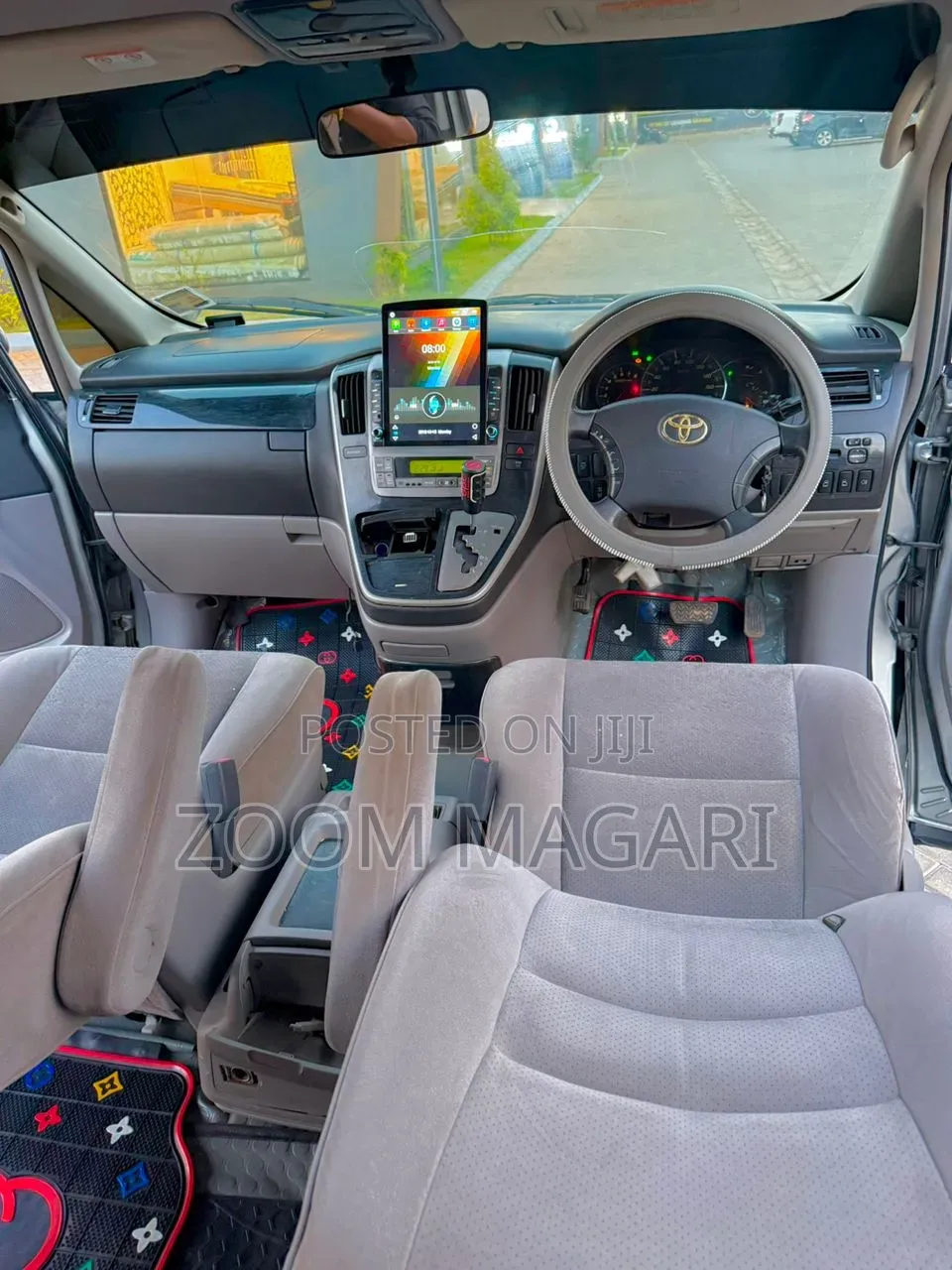 Toyota Alphard 2004 Silver