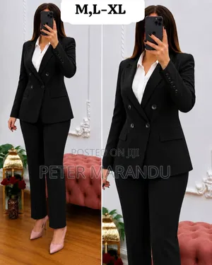 Ofa: Suti Za Kike Za Kiofisi Na Sherehe (Classic Women's Suits) 