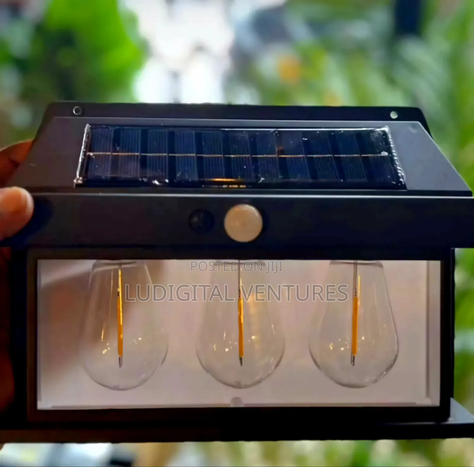 Tripple Bulb Solar Out Door/Indoor Lights