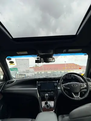 Toyota Harrier 2.0 2016 White