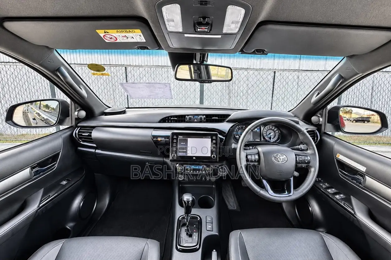 Toyota Hilux Revo Double Cab Deisel 2.8 AWD 2022 Matt Black