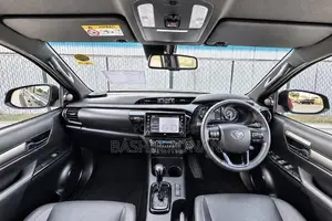 Toyota Hilux Revo Double Cab Deisel 2.8 AWD 2022 Matt Black