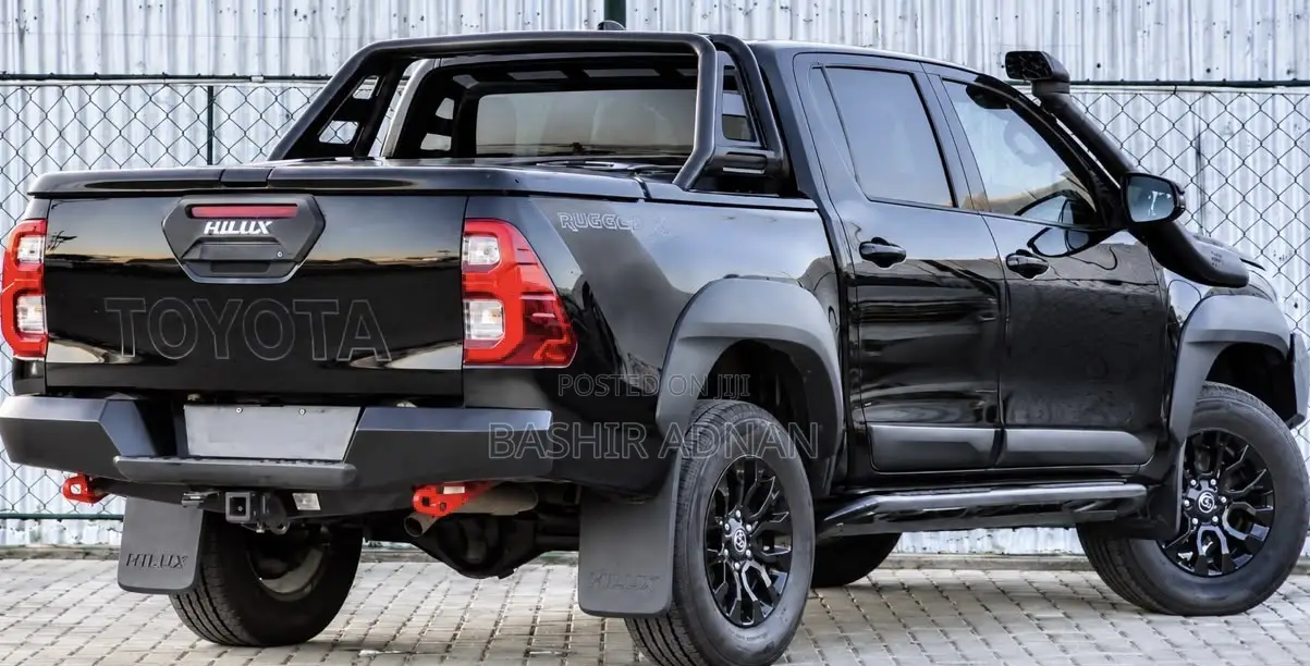 Toyota Hilux Revo Double Cab Deisel 2.8 AWD 2022 Matt Black