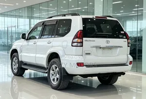 Toyota Land Cruiser Prado 2007 White