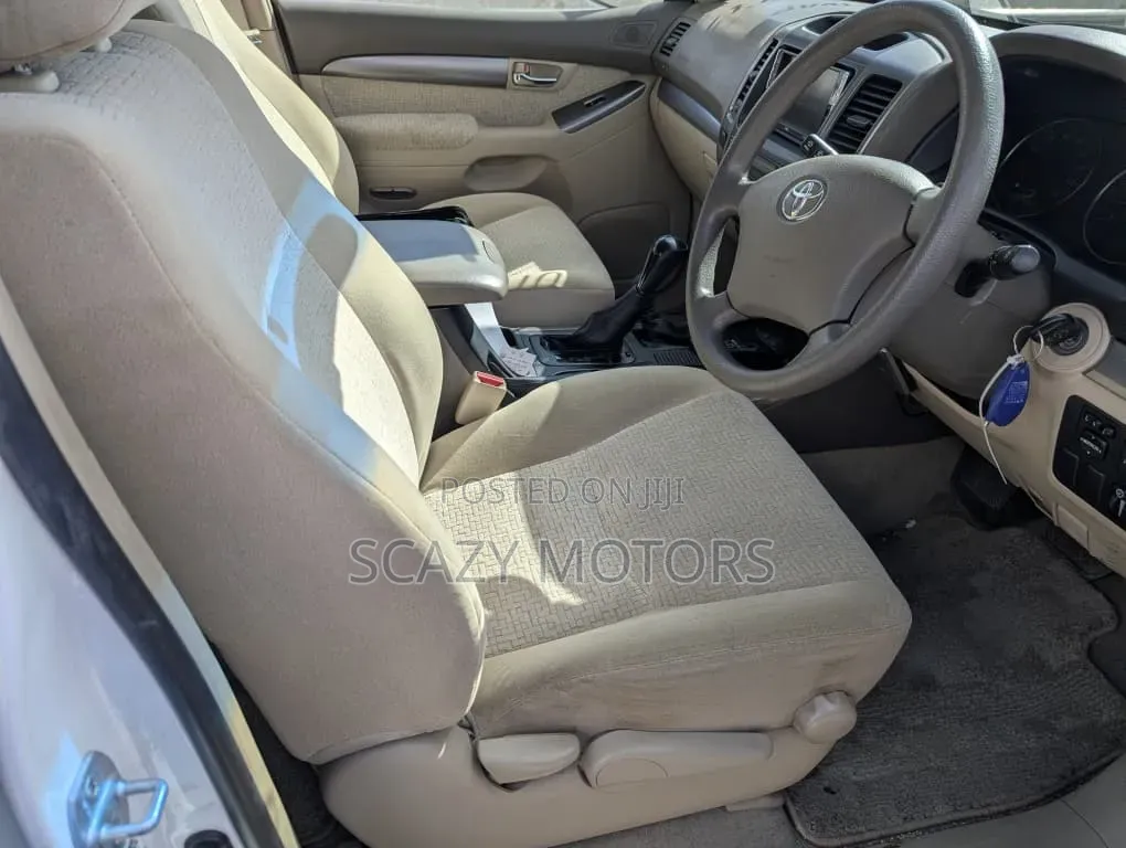 Toyota Land Cruiser Prado 2007 White