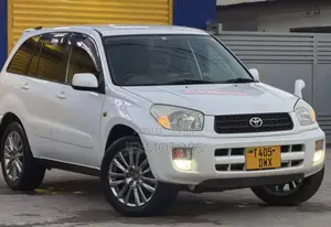 Toyota RAV4 2001 White
