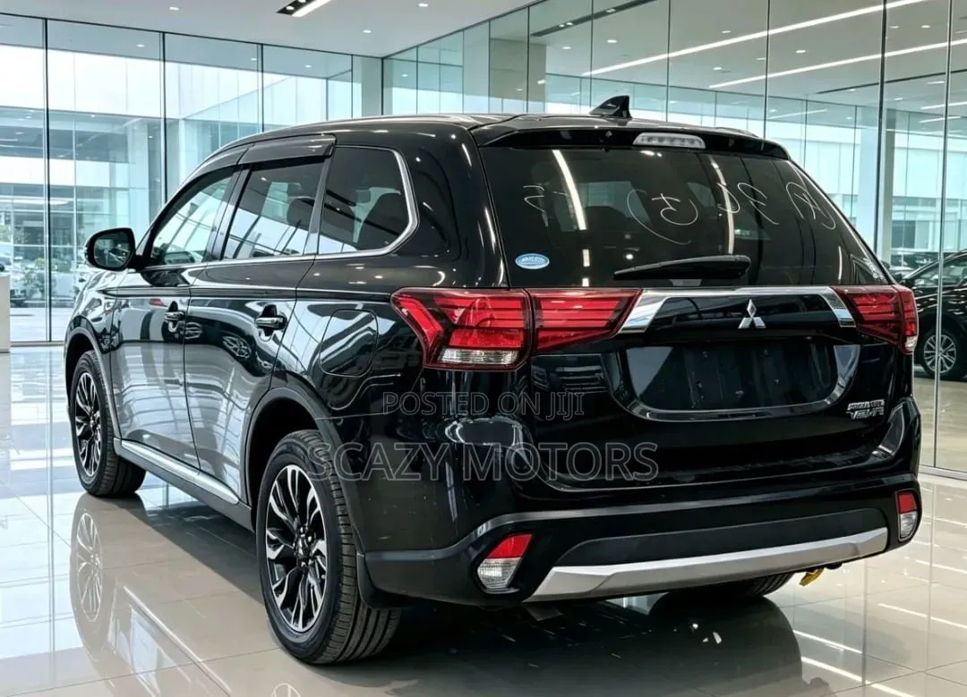 Mitsubishi Outlander 2017 Black