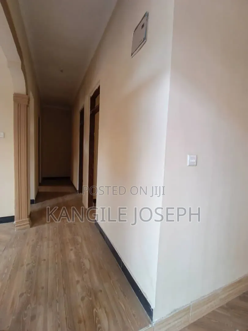 3bdrm House in Mfenisini Street, Mbagala for sale