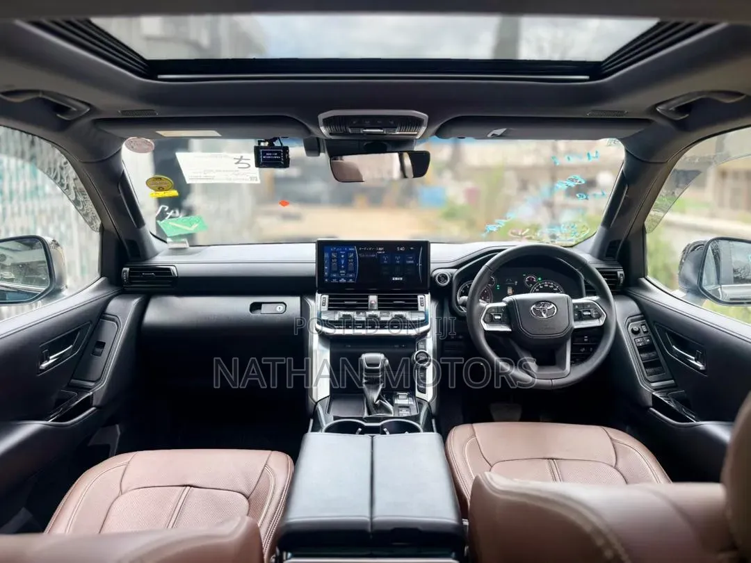 Toyota Land Cruiser 2025 Black