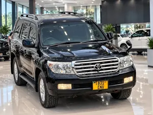 Toyota Land Cruiser 4.6 V8 ZX 2017 Black