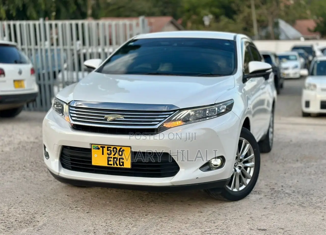 Toyota Harrier 2016 White