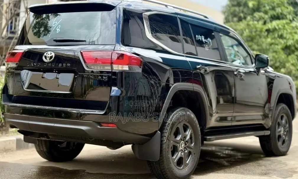Toyota Land Cruiser 2026 Black