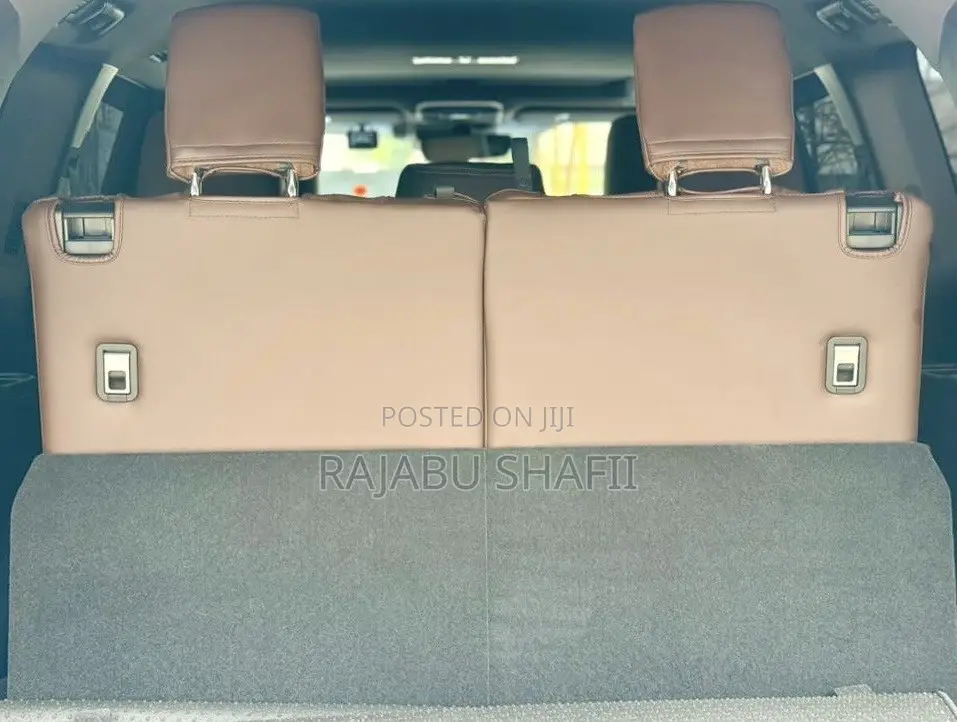 Toyota Land Cruiser 2026 Black