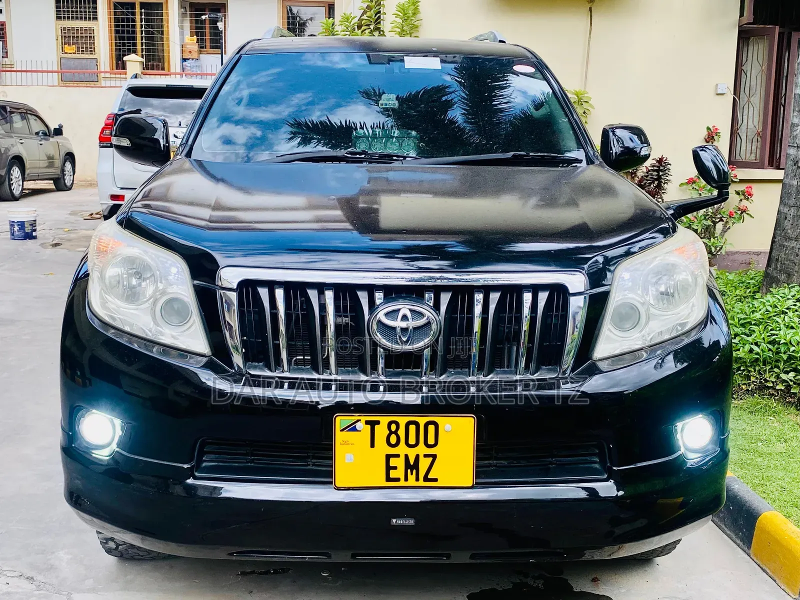 Toyota Land Cruiser Prado 2010 Black