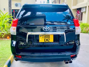 Toyota Land Cruiser Prado 2010 Black