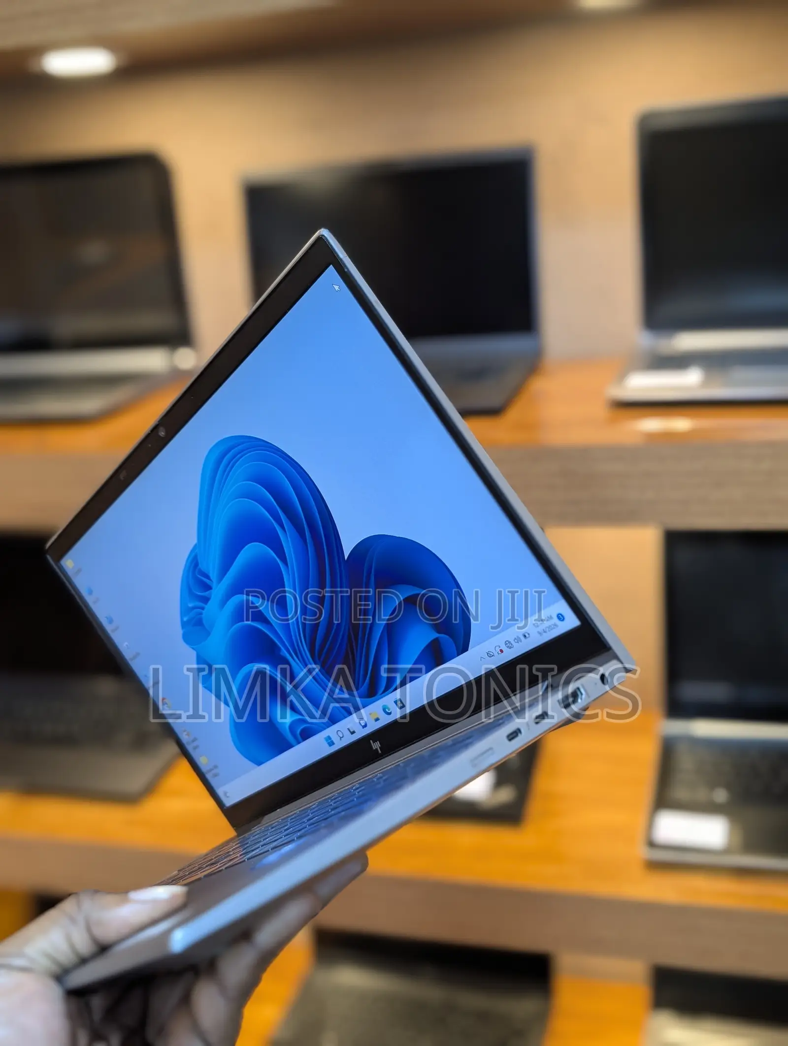 New Laptop HP ZBook 14 16GB Intel Core i5 SSD 512GB