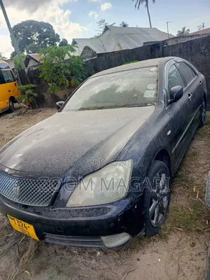 Toyota Crown 2003 Black