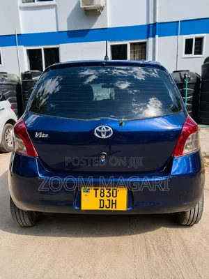 Toyota Vitz 2007 Blue