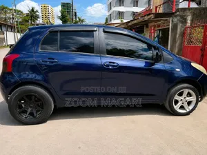 Toyota Vitz 2007 Blue