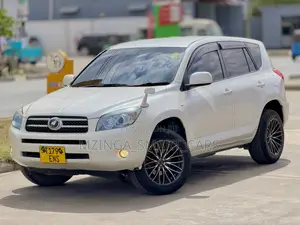 Toyota RAV4 2007 White
