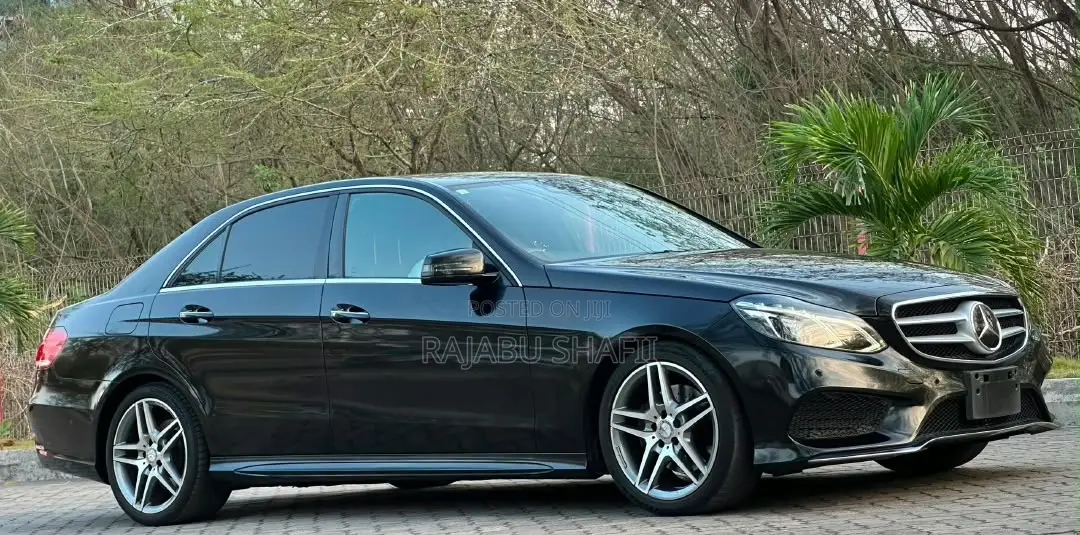 Mercedes-Benz E250 2013 Black