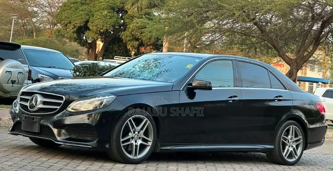 Mercedes-Benz E250 2013 Black