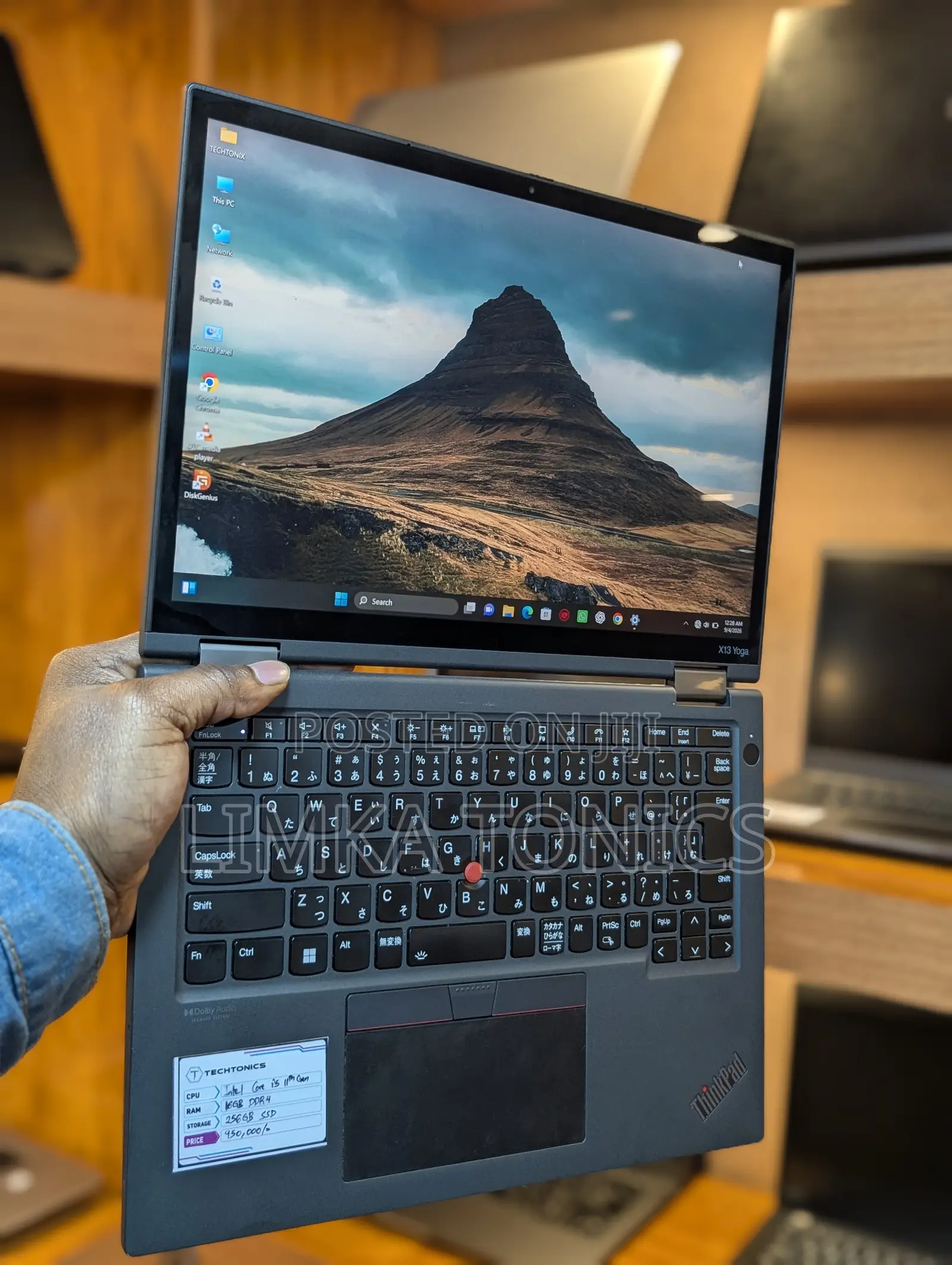 New Laptop Lenovo ThinkPad x13 Yoga 16GB Intel Core i5 SSD 256GB