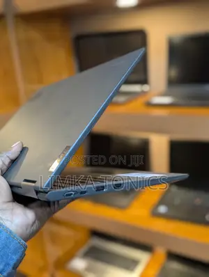 New Laptop Lenovo ThinkPad x13 Yoga 16GB Intel Core i5 SSD 256GB