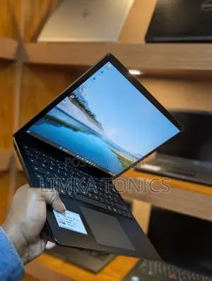 New Laptop Microsoft Surface Laptop 3 8GB Intel Core i5 SSD 256GB