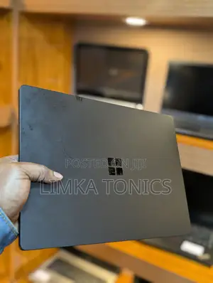New Laptop Microsoft Surface Laptop 3 8GB Intel Core i5 SSD 256GB