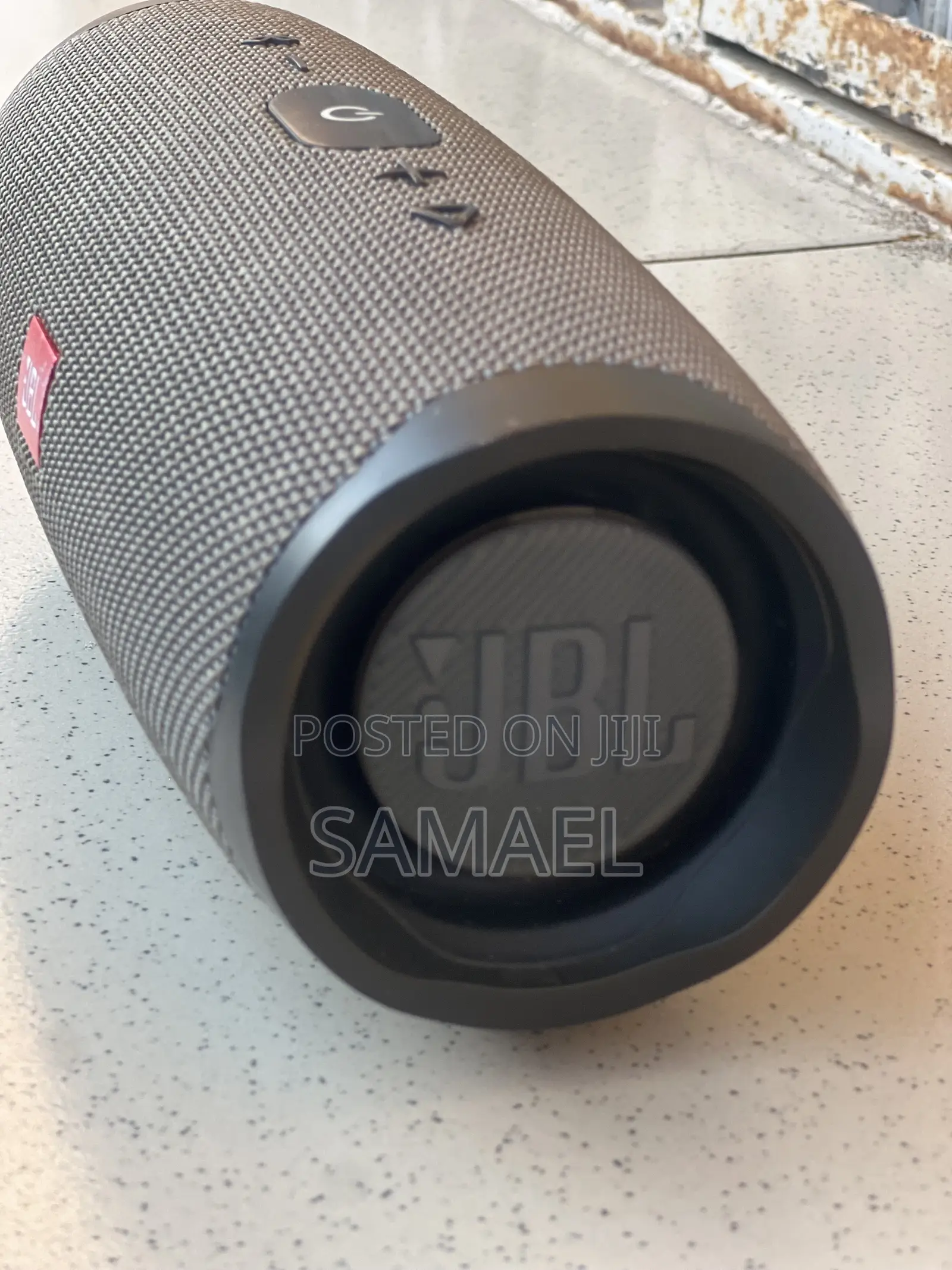 JBL Charge Essential 2