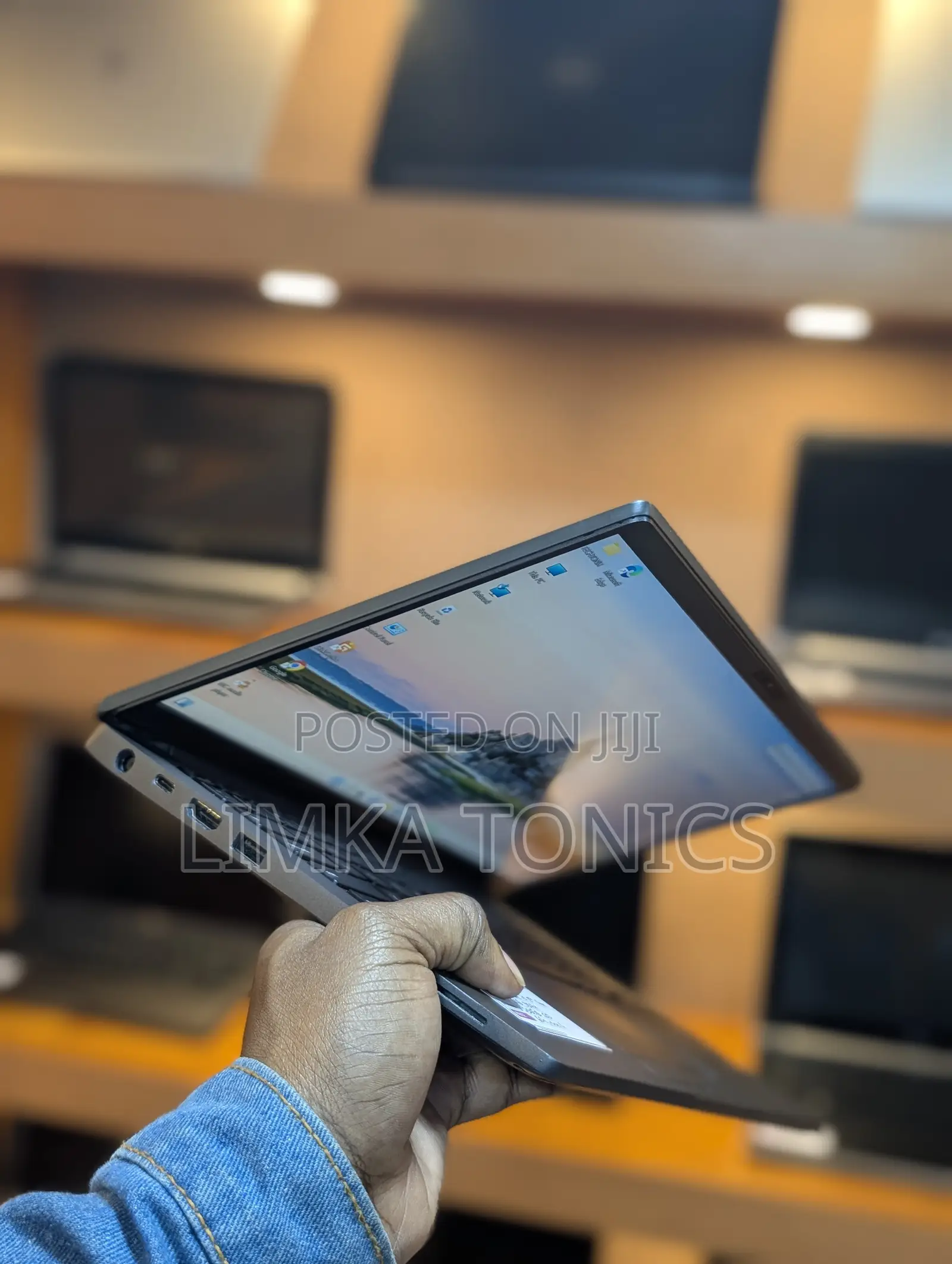 New Laptop Dell Latitude 7400 8GB Intel Core i5 SSD 256GB