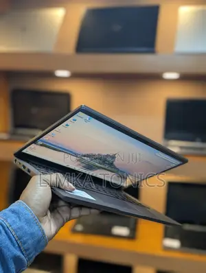 New Laptop Dell Latitude 7400 8GB Intel Core i5 SSD 256GB