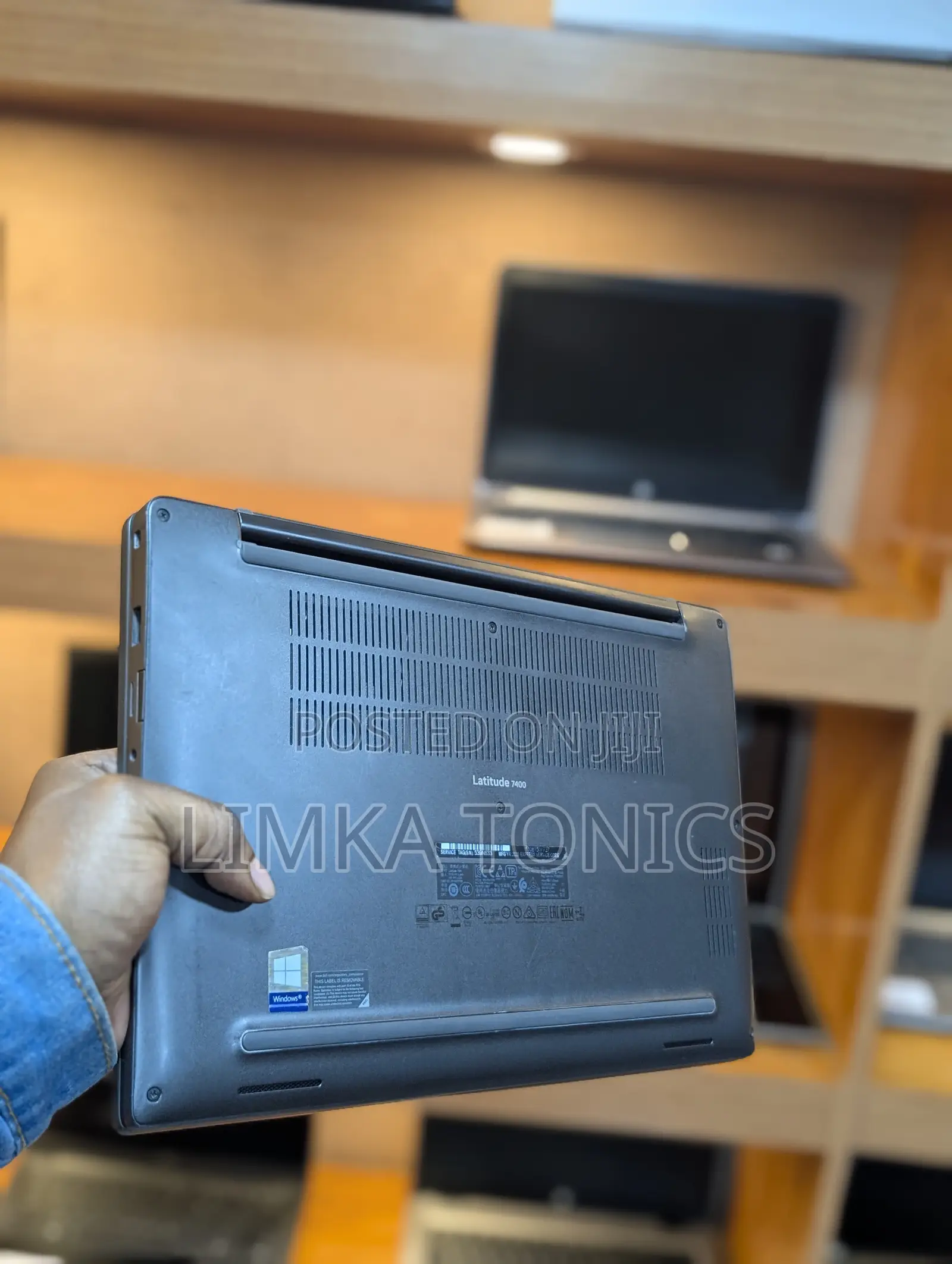 New Laptop Dell Latitude 7400 8GB Intel Core i5 SSD 256GB