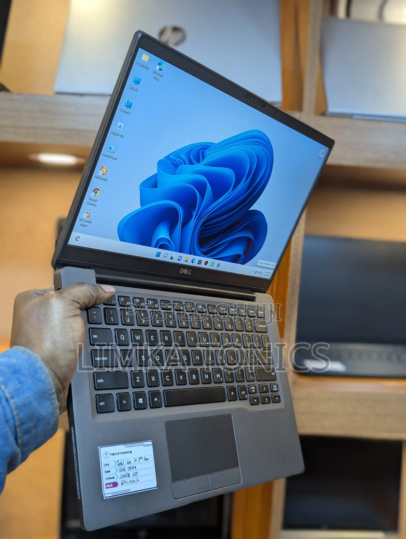 New Laptop Dell Latitude 7400 8GB Intel Core i5 SSD 256GB