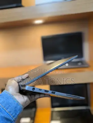 New Laptop Dell Latitude 7400 8GB Intel Core i5 SSD 256GB
