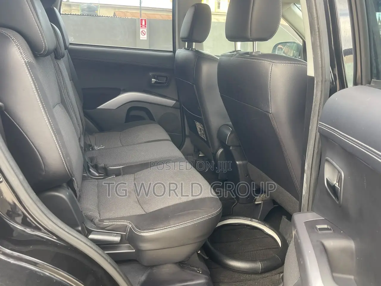 Mitsubishi Outlander 2010 Black