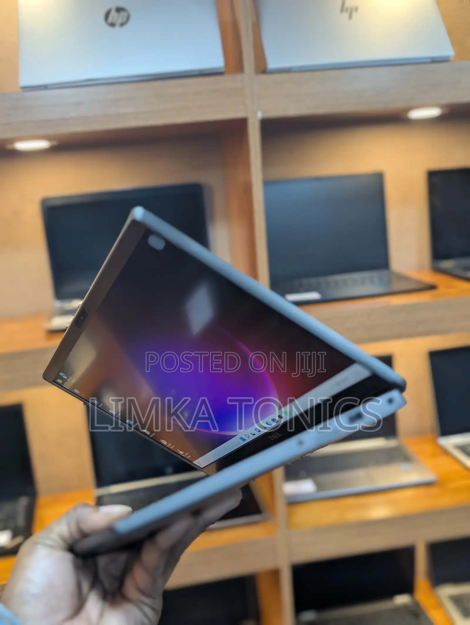 New Laptop Dell Latitude 7400 8GB Intel Core i5 SSD 256GB